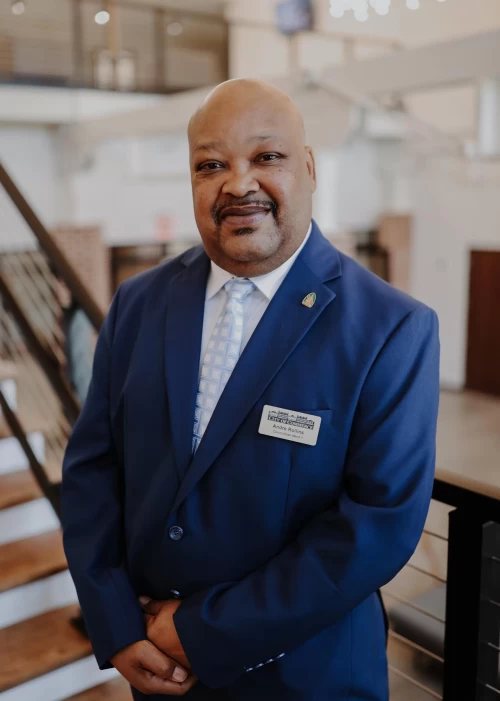 Click to view profile for Andre Rollins