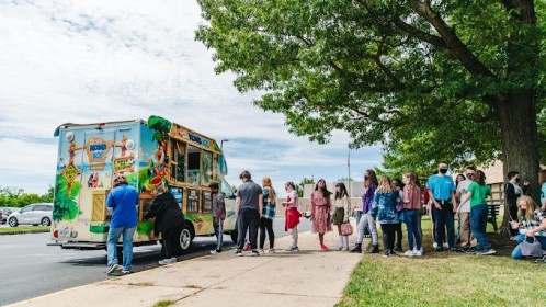 Click to view profile for Kona Ice mobile 